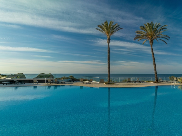 Indoor pool, outdoor pool, pool loungers