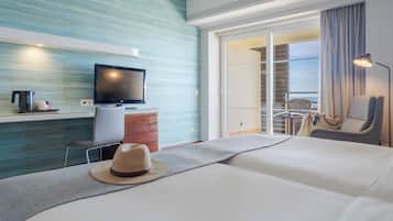 Superior Double or Twin Room, Sea View | Minibar, in-room safe, desk, blackout drapes