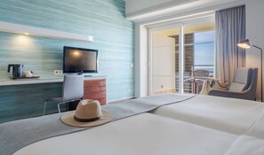 Superior Double or Twin Room, Sea View | Minibar, in-room safe, desk, blackout curtains
