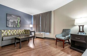 Ropa de cama de alta calidad y escritorio 