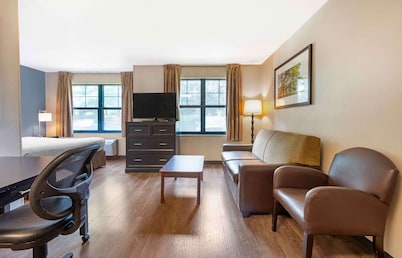 Extended Stay America Suites Princeton West Windsor