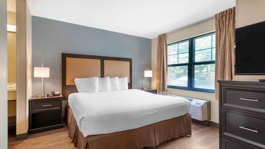 Extended Stay America Suites Princeton West Windsor