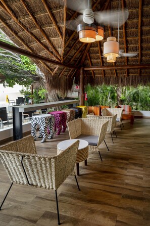 Snack bar
