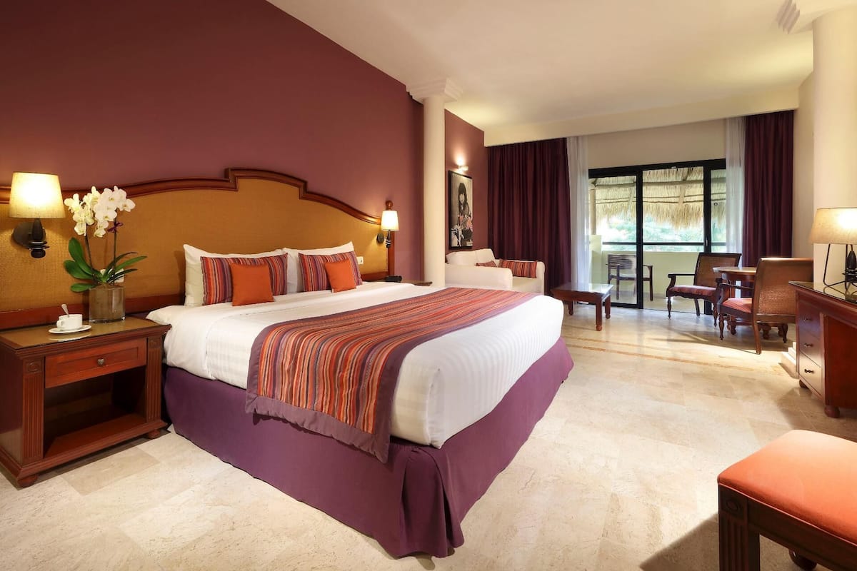 Down duvets, memory-foam beds, free minibar, in-room safe
