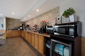 Free daily full breakfast