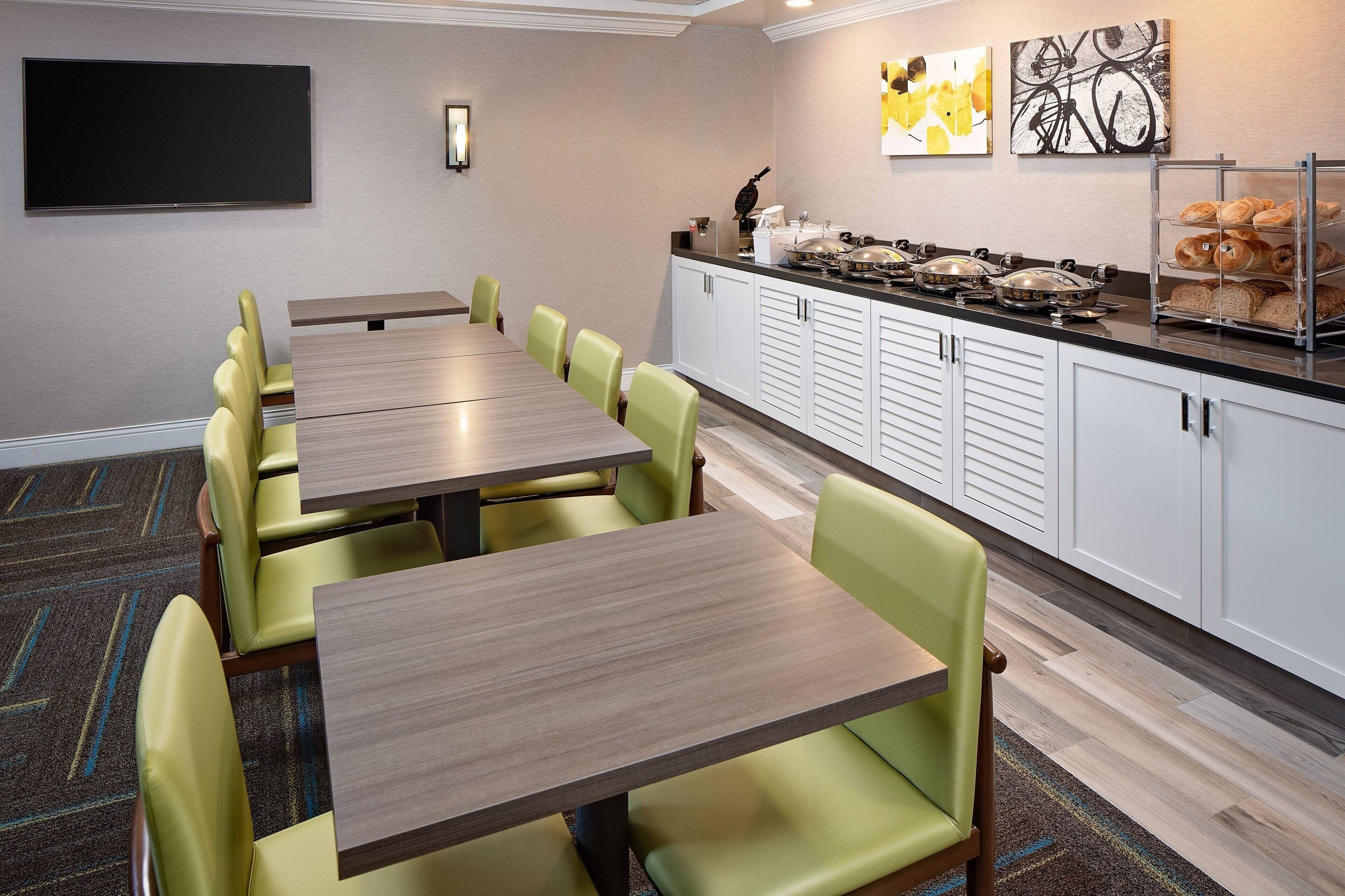 free daily on-the-go breakfast