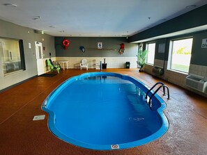 室内游泳池