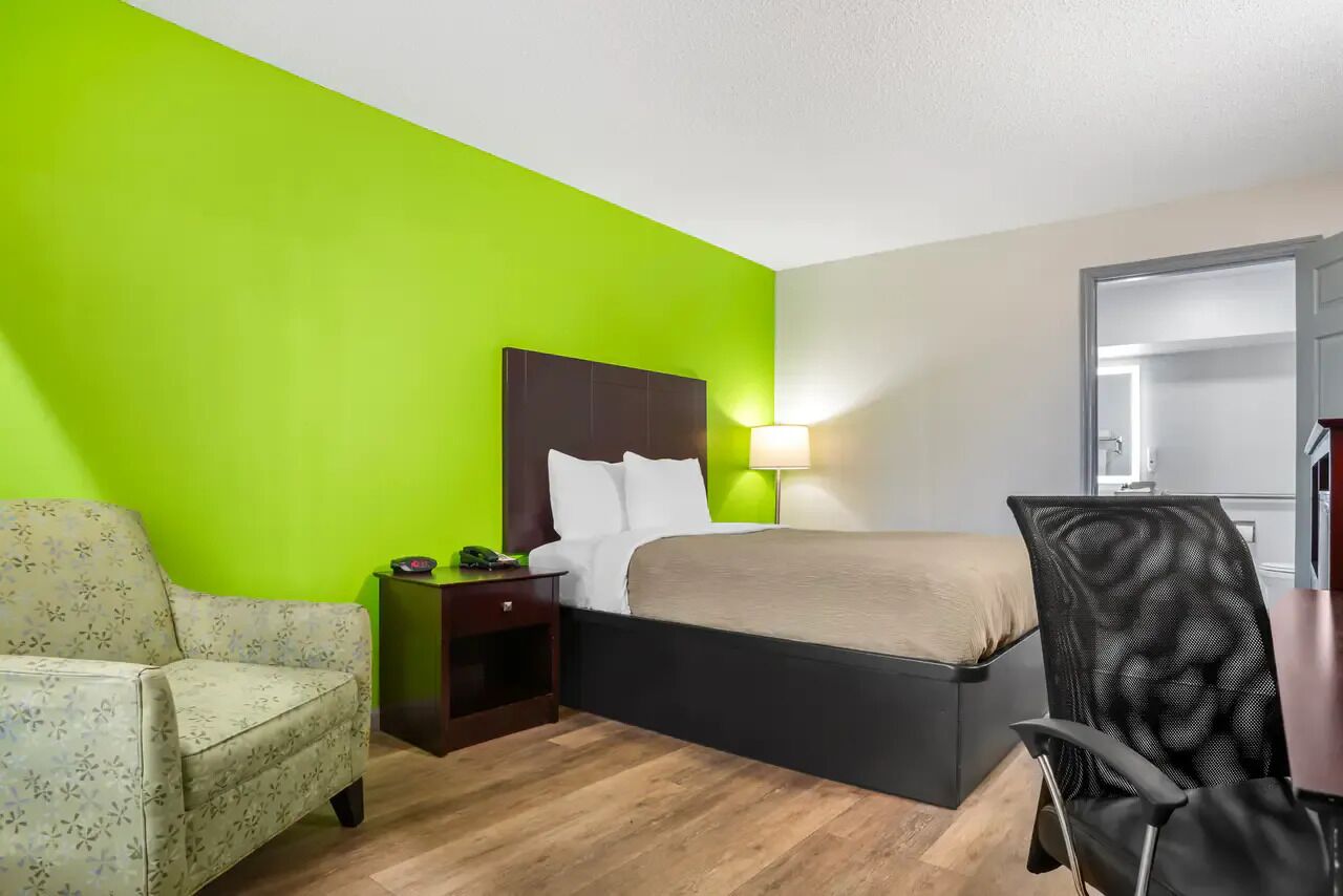 Room, 1 Double Bed, Accessible, Non Smoking | Desk, iron/ironing board, free cribs/infant beds, free WiFi