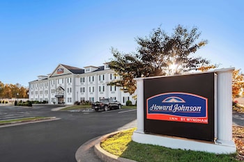 Howard Johnson by Wyndham Jackson