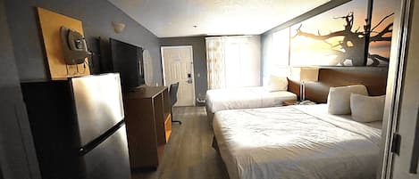 Chambre Standard, 2 lits doubles, non-fumeur | Literie de qualité, lit avec matelas à plateau-coussin, bureau
