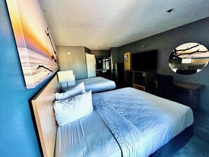 Chambre, accessible aux personnes à mobilité réduite | Literie de qualité supérieure, surmatelas, bureau