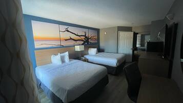 Habitación estándar, 2 camas matrimoniales, para no fumadores | Ropa de cama de alta calidad, camas con pillow-top y escritorio