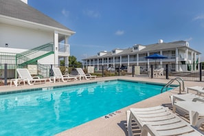 Seasonal outdoor pool