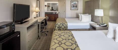 标准房, 2 张双人床, 无烟房 | 办公桌、笔记本电脑工作区、遮光窗帘、熨斗/熨衣板