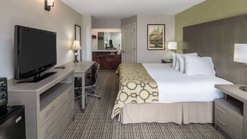 Standaard kamer, 1 kingsize bed, niet-roken | Een bureau, een laptopwerkplek, verduisterende gordijnen