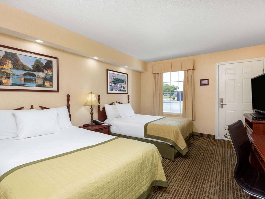 Desk, blackout curtains, iron/ironing board, free WiFi