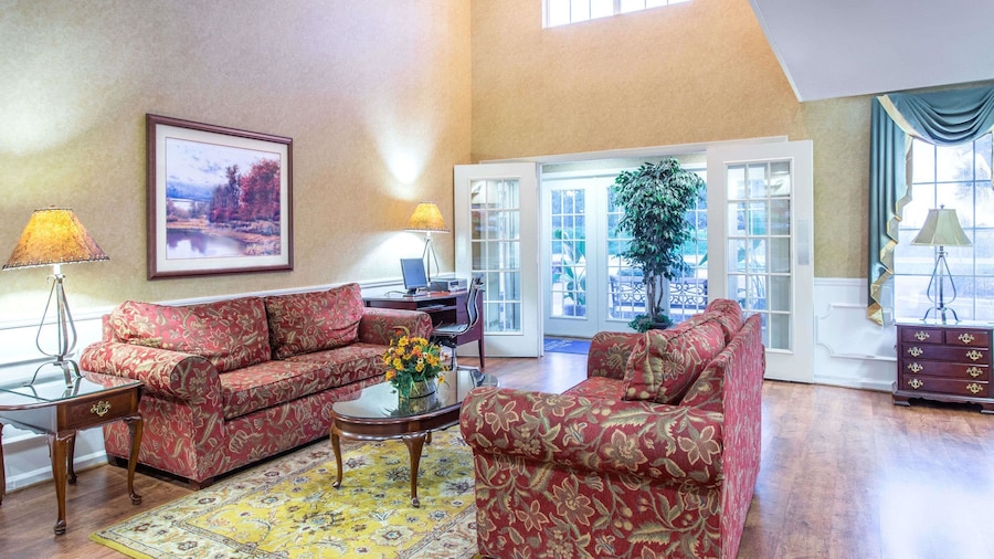 Baymont by Wyndham Dunn