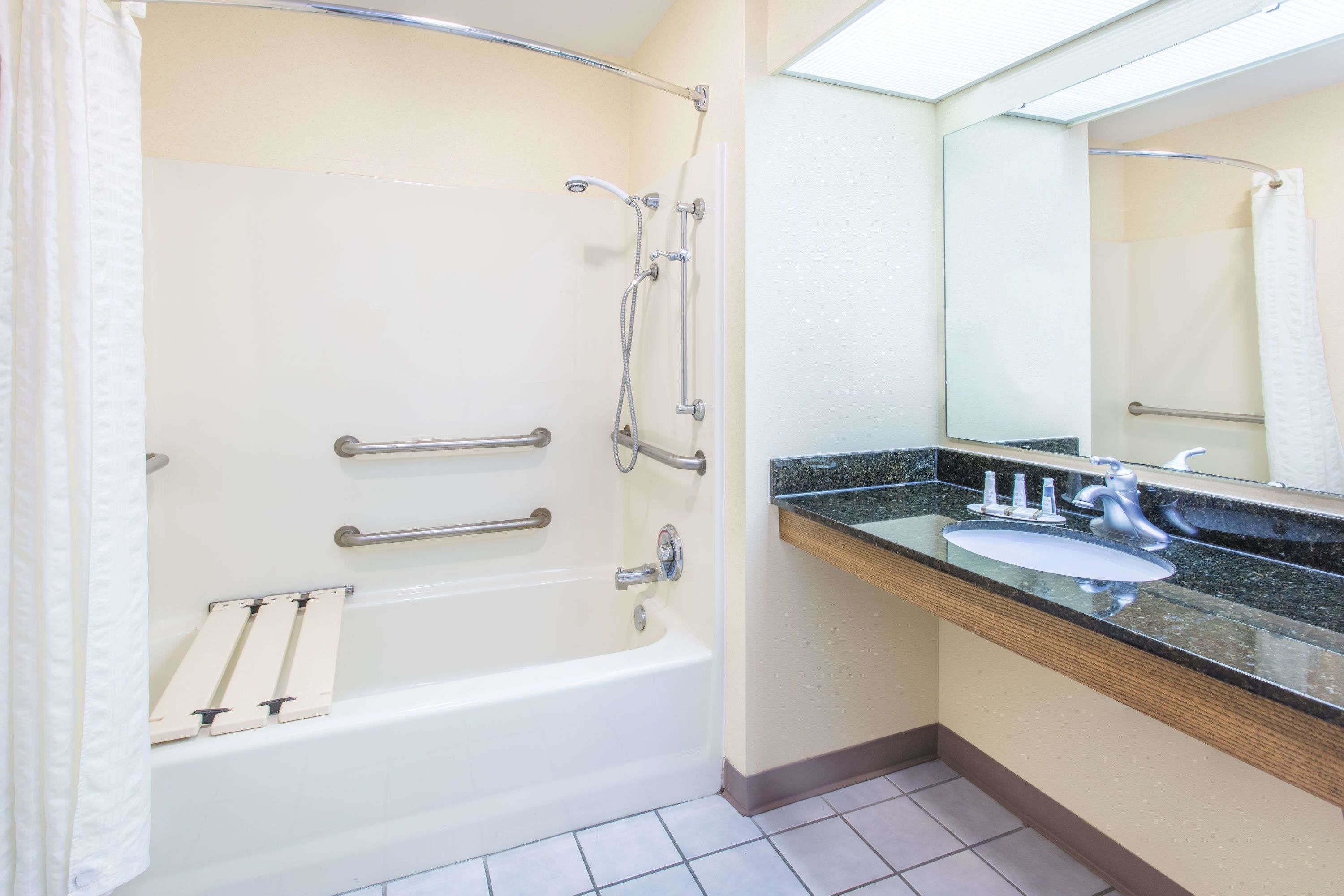 Baymont by Wyndham Dunn