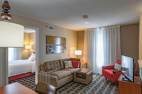 Suite, 2 Bedrooms | Living room | 32-inch TV with cable channels. Towneplace Suites By Marriott Streetsboro