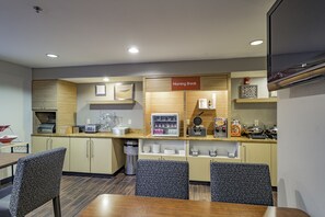 Desayuno continental incluido todos los días