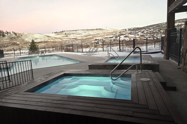 Alberca al aire libre