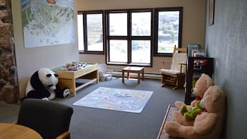 Children’s play area – indoor
