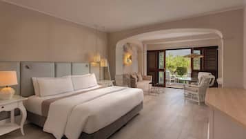 Deluxe Room, 1 King Bed, Terrace