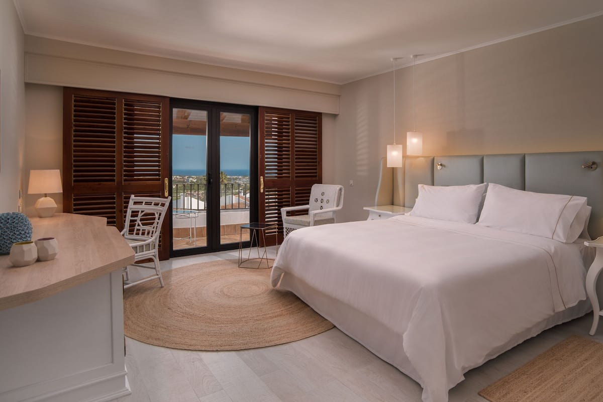 Habitación panorámica, 1 cama King size, para no fumadores | 1 habitación, sábanas de algodón egipcio y ropa de cama de alta calidad