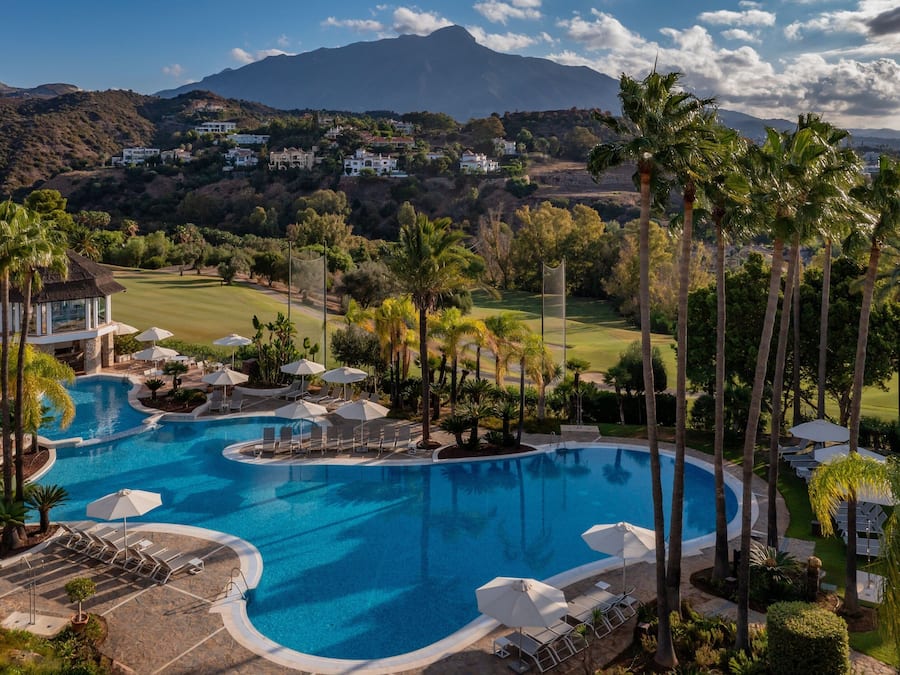 2 outdoor pools, pool umbrellas, sun loungers