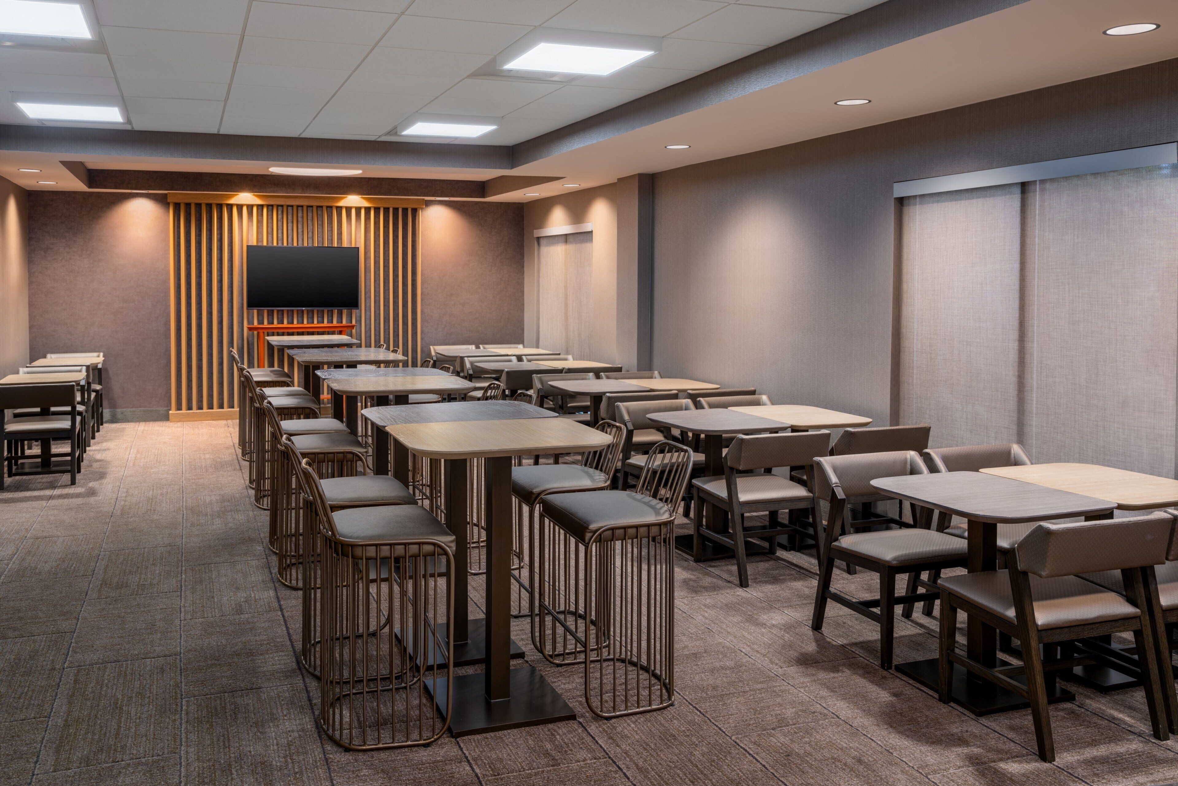 free continental breakfast