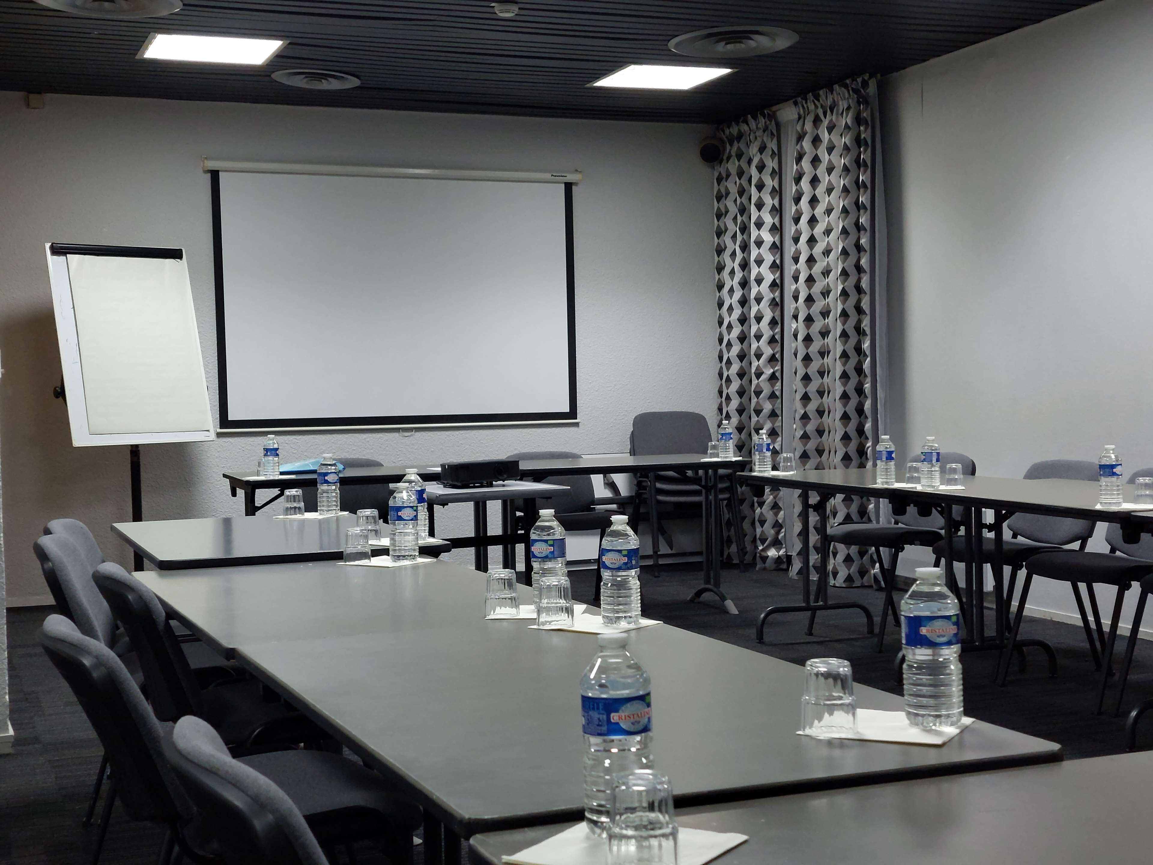 Foto - Kyriad Hôtel Orly Aéroport - Athis Mons