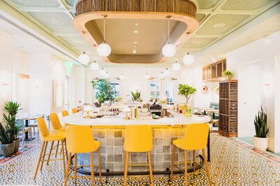 The Lindy Renaissance Charleston Hotel
