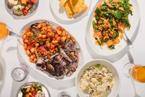 Dining - The Lindy Renaissance Charleston Hotel (Charleston)