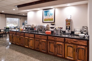 Free daily buffet breakfast