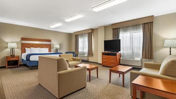 Standard Room, 1 King Bed, Non Smoking, Jetted Tub (with Single Sofabed)