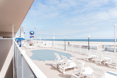 Indoor pool, seasonal outdoor pool, pool umbrellas, sun loungers