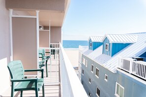 Standard-Doppelzimmer, Nichtraucher, Stadtblick | Terrasse/Patio