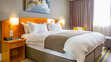 Chambre Standard, 1 très grand lit, vue ville (Mountain View) | Literie de qualité supérieure, couette en duvet d'oie