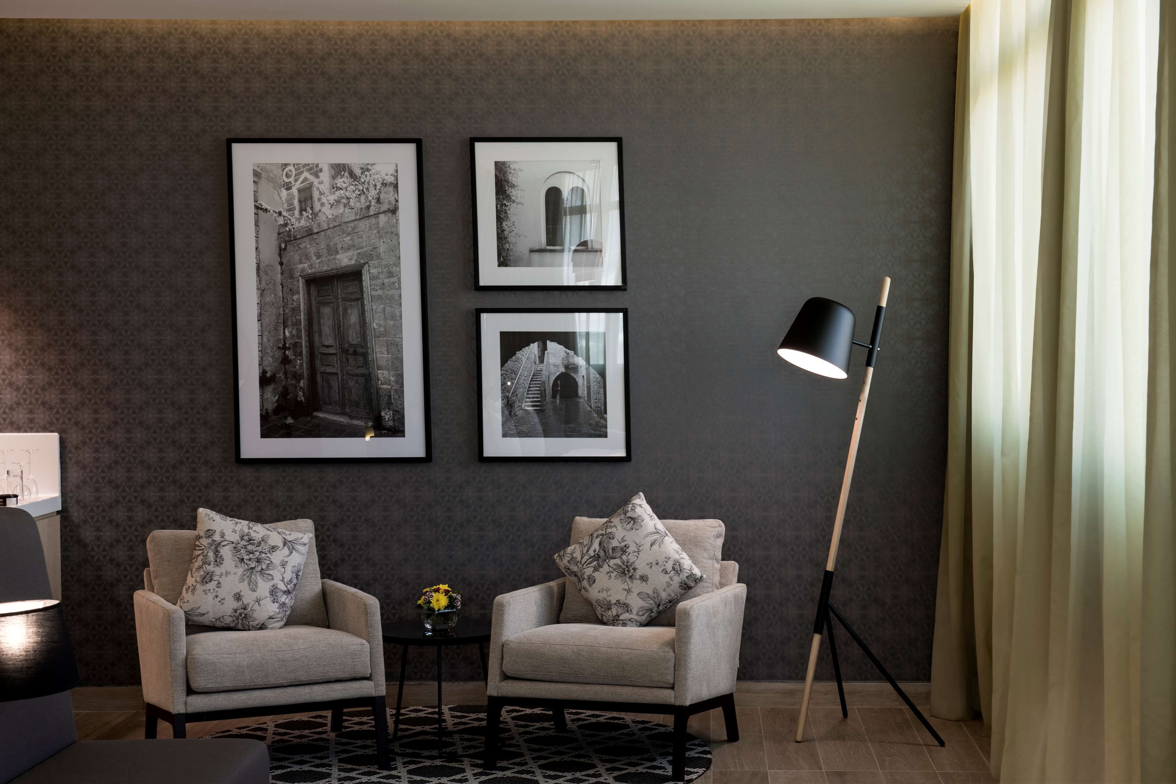 junior suite, club lounge access | premium bedding, minibar, in-room safe, desk