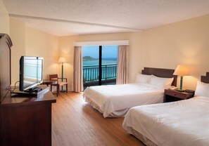 Ocean View Superior | خزنة داخل الغرفة وستائر تعتيم ومكواة/لوح كي وواي فاي مجانًا