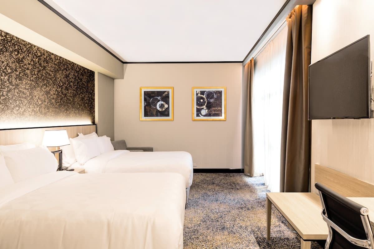 minibar, in-room safe, desk, soundproofing