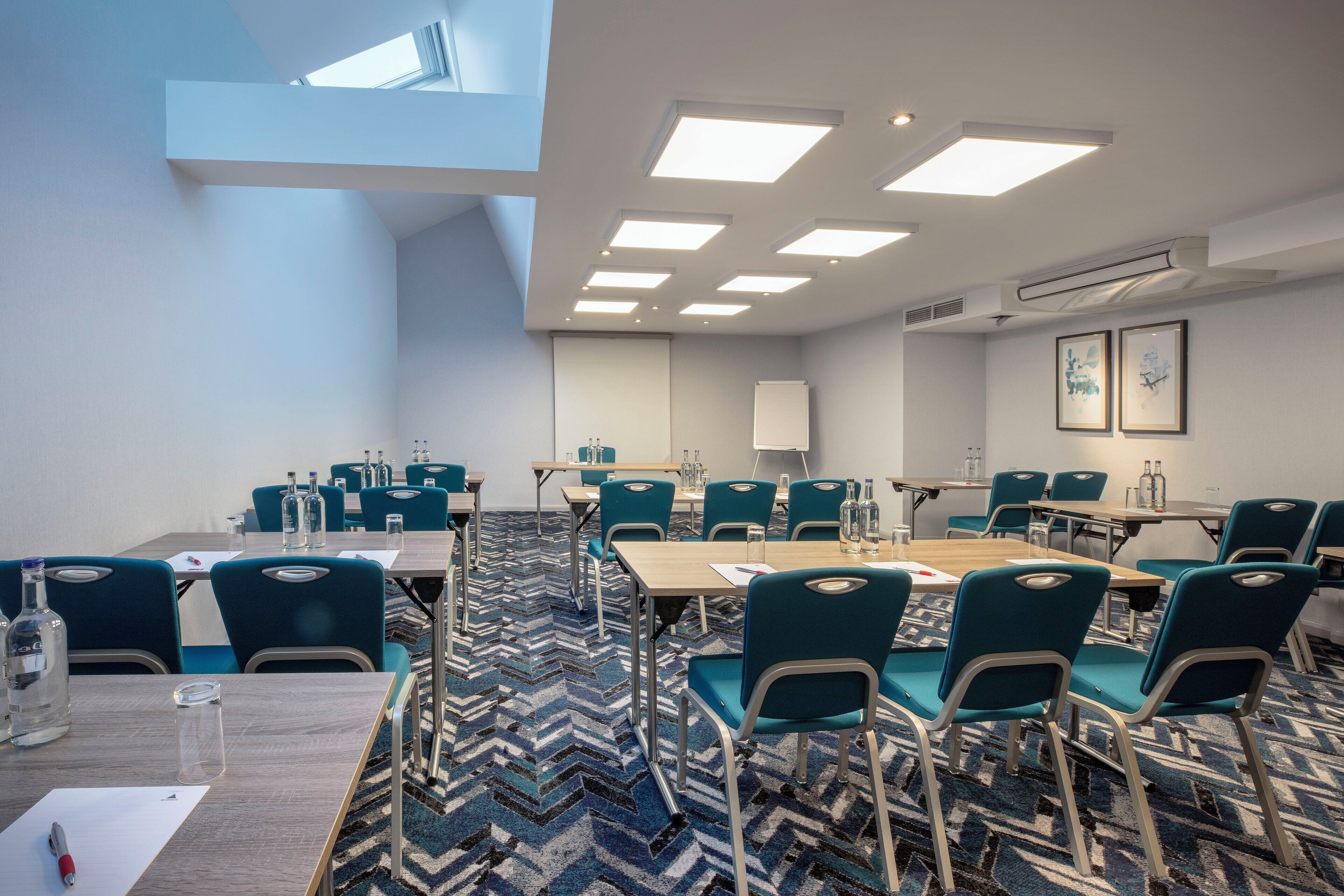 Foto - Leonardo London Heathrow Airport