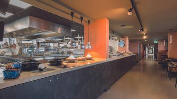 Daily buffet breakfast (EUR 22.50 per person)