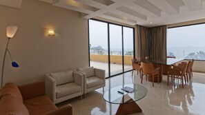 Két bảo mật tại phòng, bàn, bàn ủi/dụng cụ ủi quần áo 