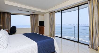 Holiday Inn Boca Del Rio by IHG