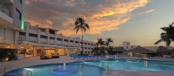 Holiday Inn Boca Del Rio by IHG