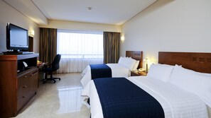 In-room safe, desk, iron/ironing board, free cots/infant beds - Holiday Inn Boca Del Rio by IHG (Boca del Río)