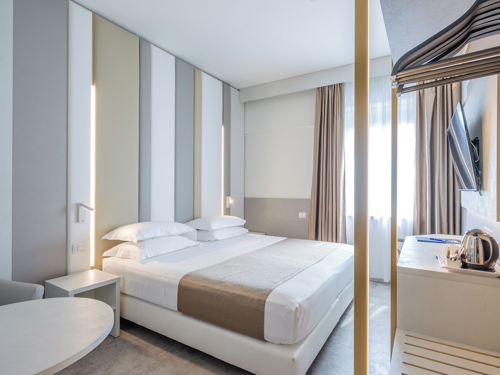 Down duvets, minibar, in-room safe, desk