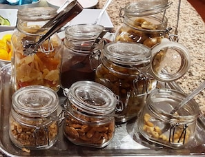 Petit déjeuner buffet