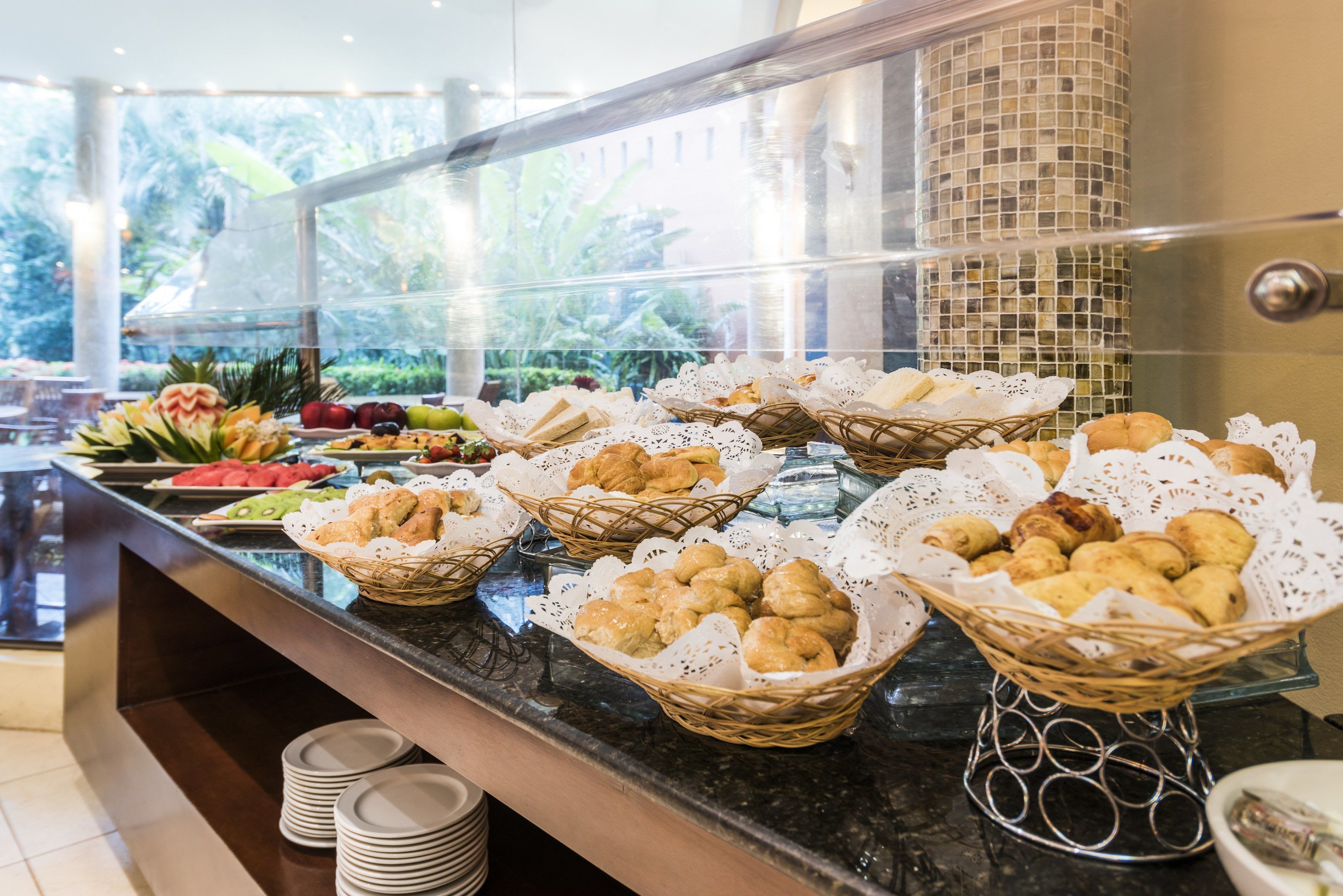 daily buffet breakfast (usd 15 per person)